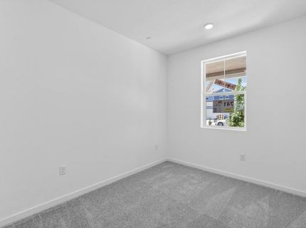 9743 Jeff Handy Dr, Sacramento, CA 95829 Photo
