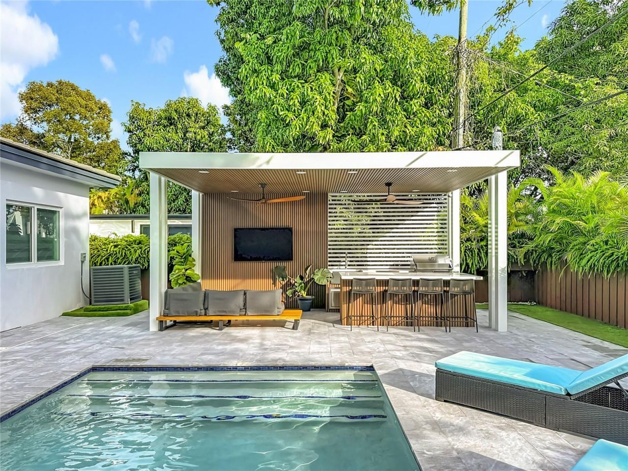 2356 SW 11th Street, Miami, FL 33135 Photo