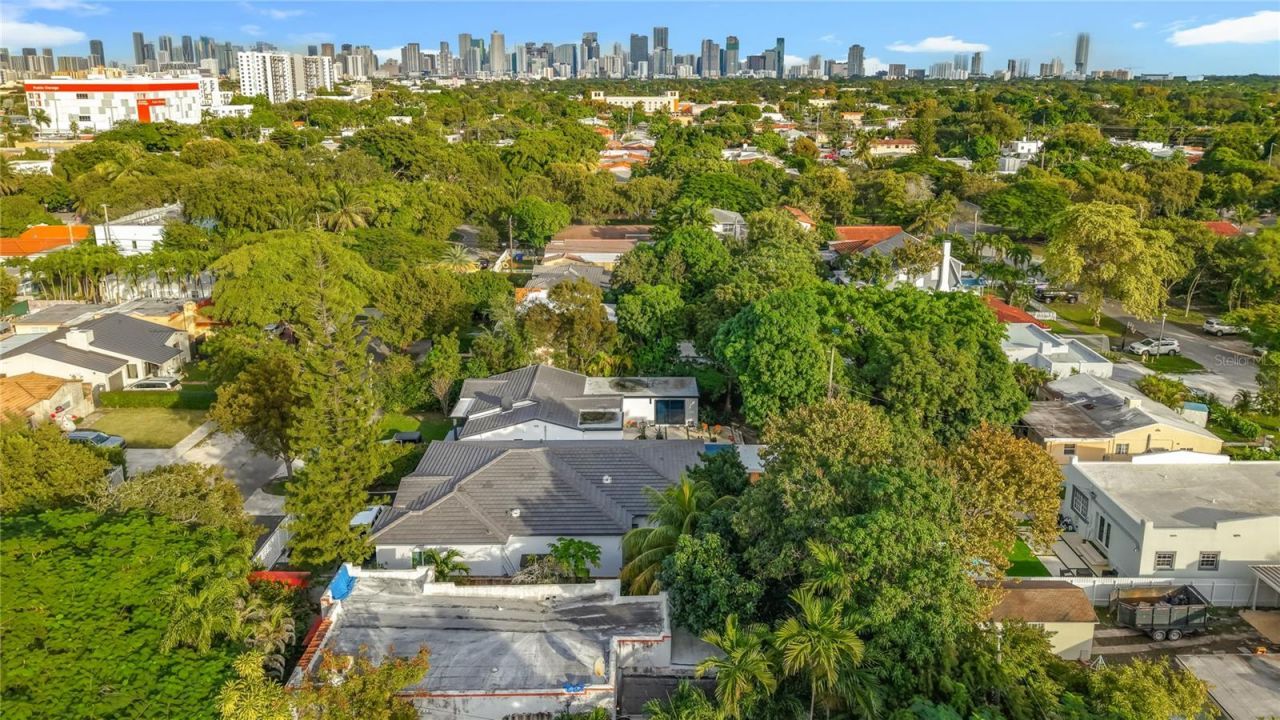 2356 SW 11th Street, Miami, FL 33135 Photo