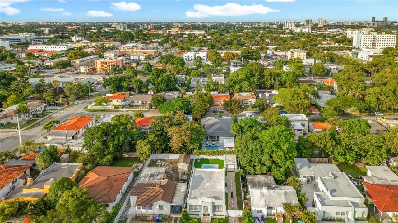 2356 SW 11th Street, Miami, FL 33135 Photo