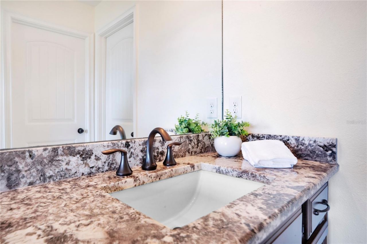 9009 Palm Key Avenue, Oldsmar, FL 34677 Photo
