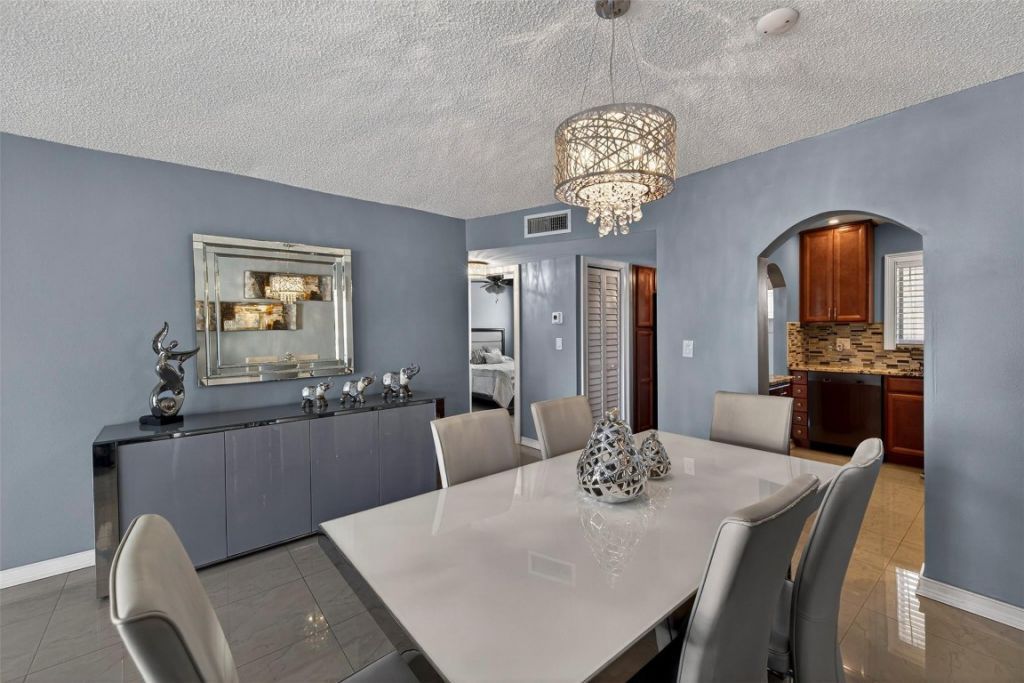 2951 E Sunrise Lakes Drive, Unit 312, Sunrise, FL 33322 Photo