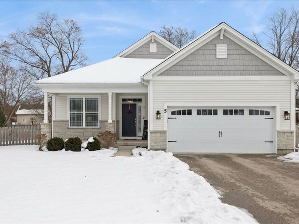 5 Lake Vista Court, Lake Villa, IL 60046