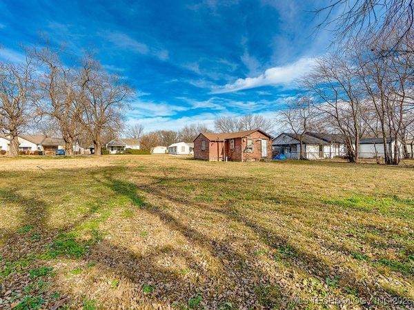 721 W 4th Street, Ada, OK 74820