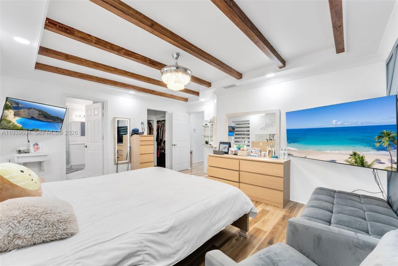 1289 NW 171st Ter, Pembroke Pines, FL 33028 Photo