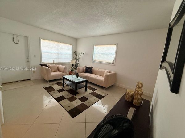 4061 N Dixie Hwy, Unit 1, Oakland Park, FL 33334