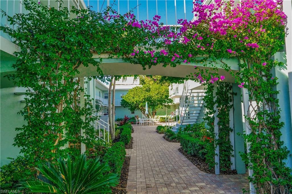 603 12th Ave S, Unit 603, Naples, FL 34102 Photo