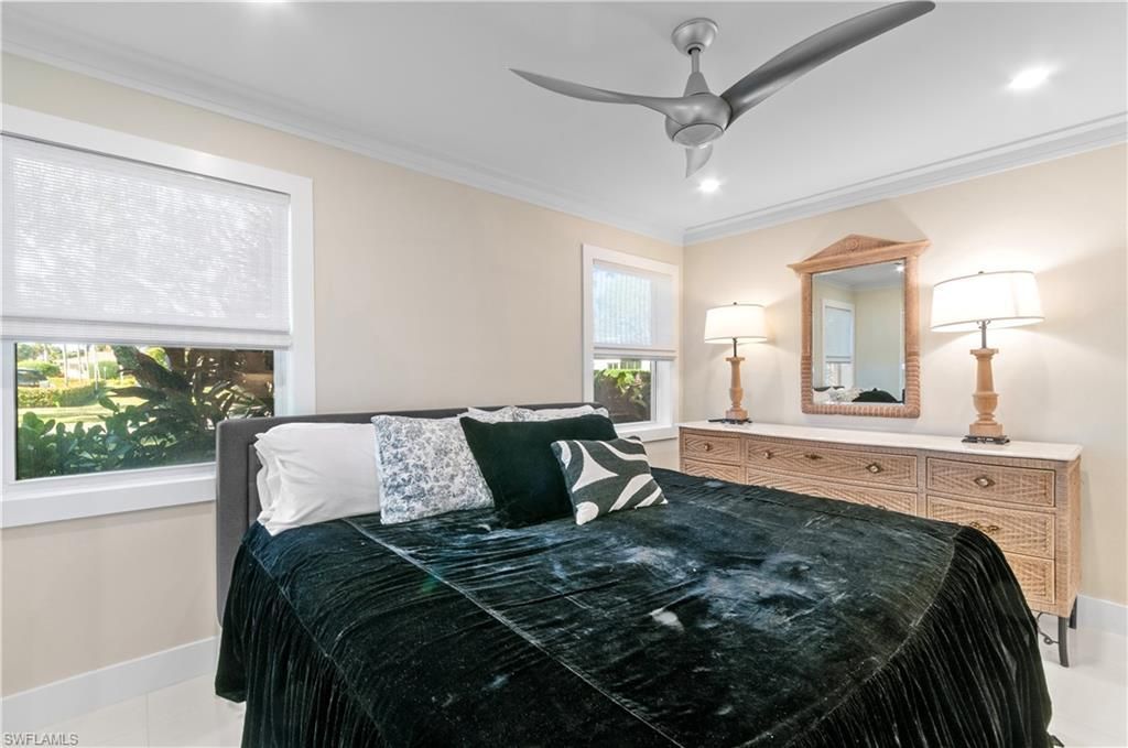 603 12th Ave S, Unit 603, Naples, FL 34102 Photo