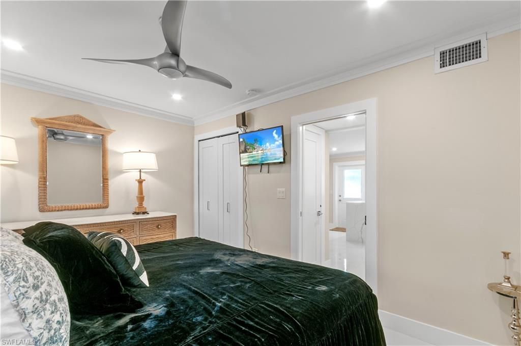 603 12th Ave S, Unit 603, Naples, FL 34102 Photo