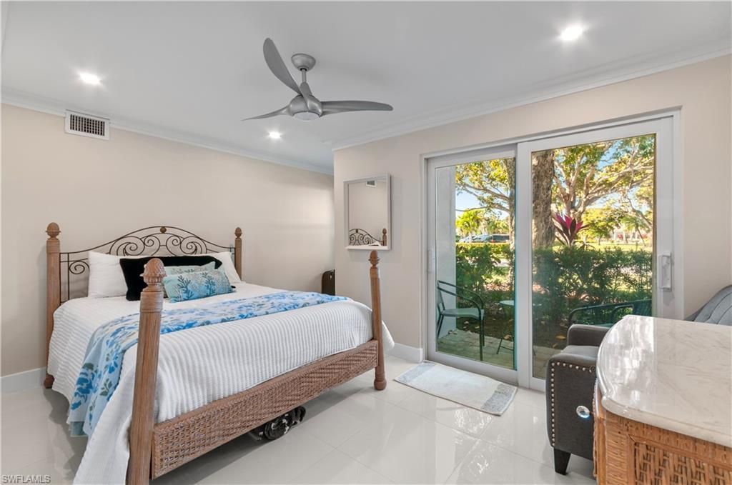 603 12th Ave S, Unit 603, Naples, FL 34102 Photo