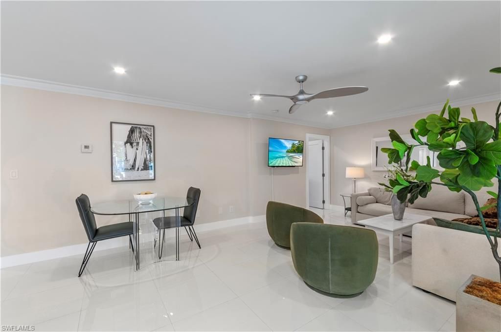 603 12th Ave S, Unit 603, Naples, FL 34102 Photo