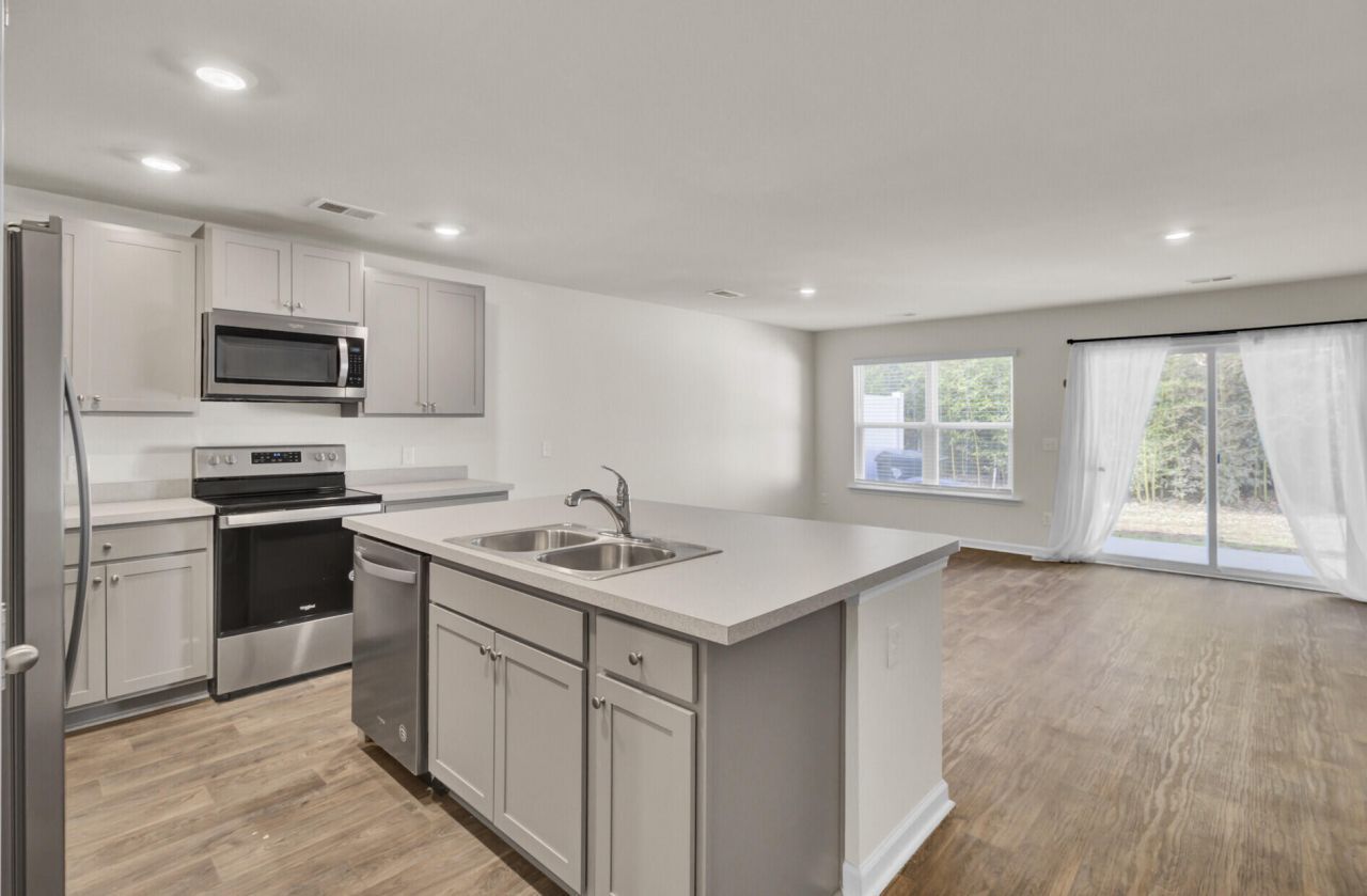 103 Rosefield Court Photo 16