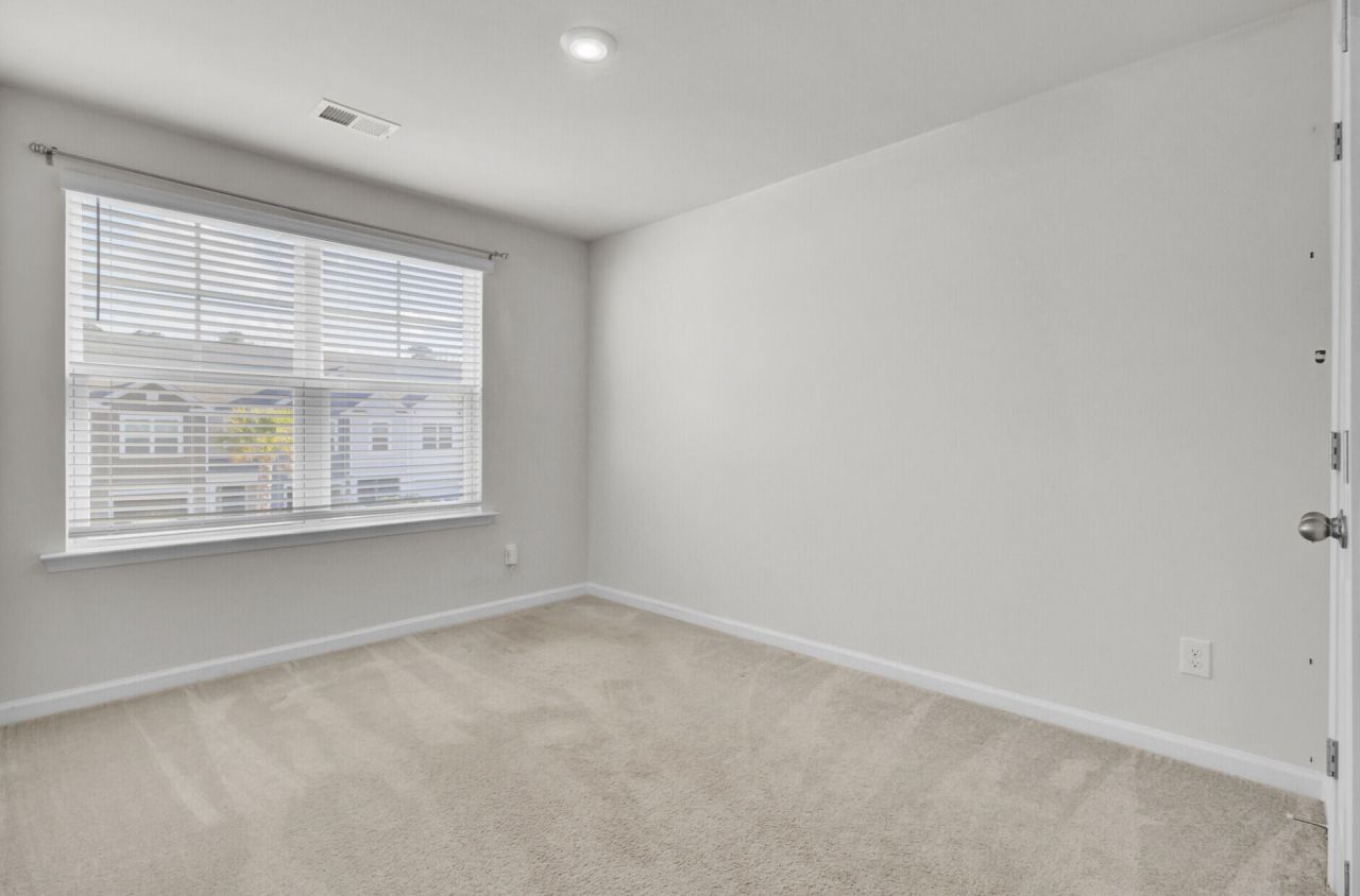 103 Rosefield Court Photo 23