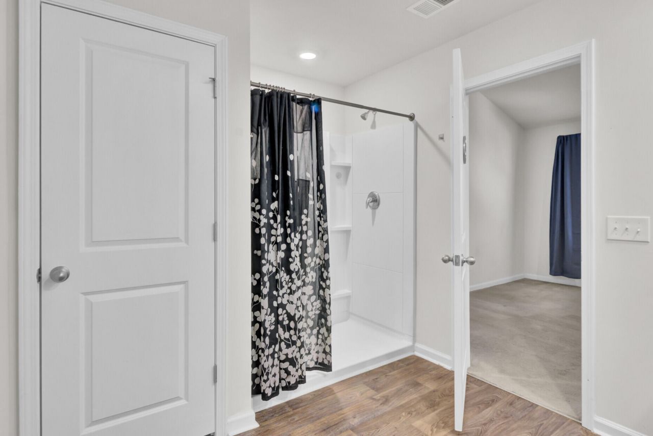 103 Rosefield Court Photo 30