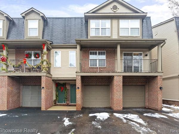 614 Napa Valley Drive, Milford Twp, MI 48381