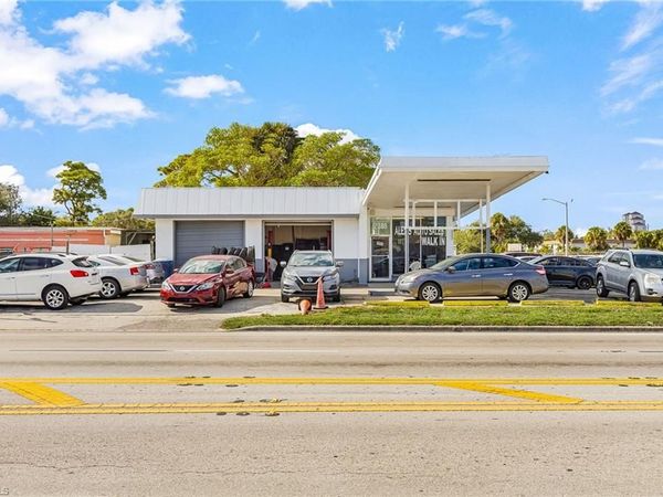 2308 Fowler ST, FORT MYERS, FL 33901
