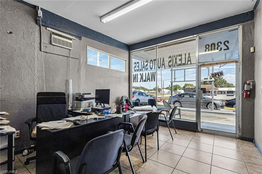 2308 Fowler St, Fort Myers, FL 33901 Photo