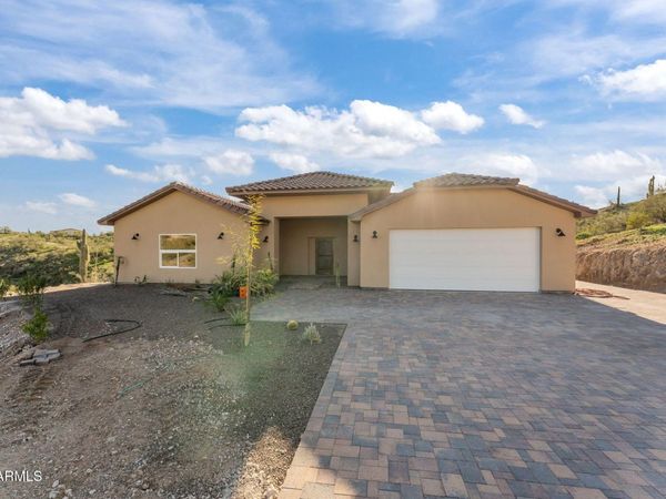 55 E Mosey Way, Wickenburg, AZ 85390