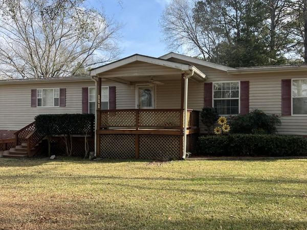 111 Cherokee Drive, Florence, MS 39073
