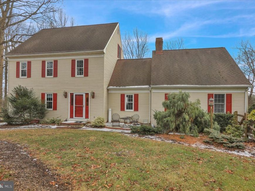 24 Chinkapin Drive, Fleetwood, PA 19522 Main Photo