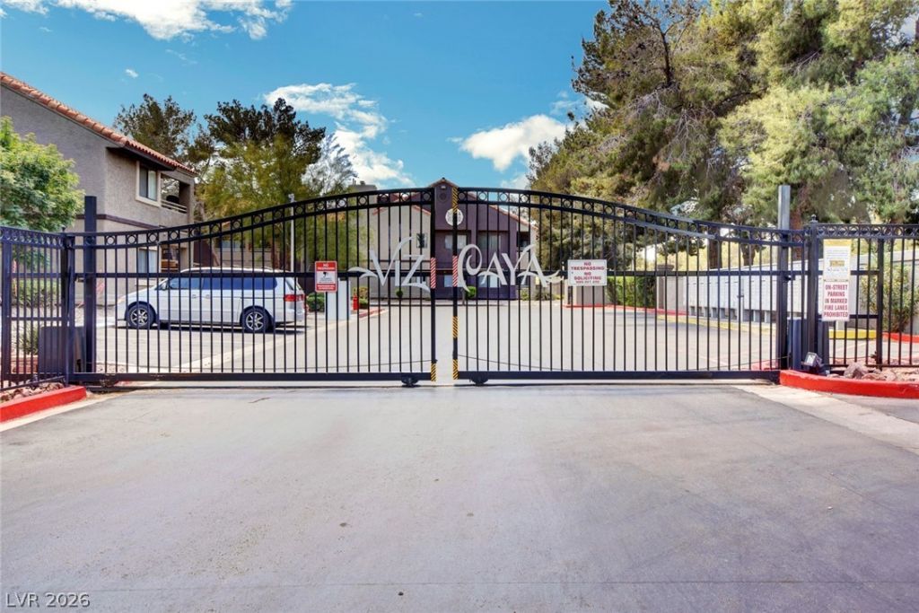 5018 S Rainbow Boulevard, Unit 104, Las Vegas, NV 89118 Main Photo