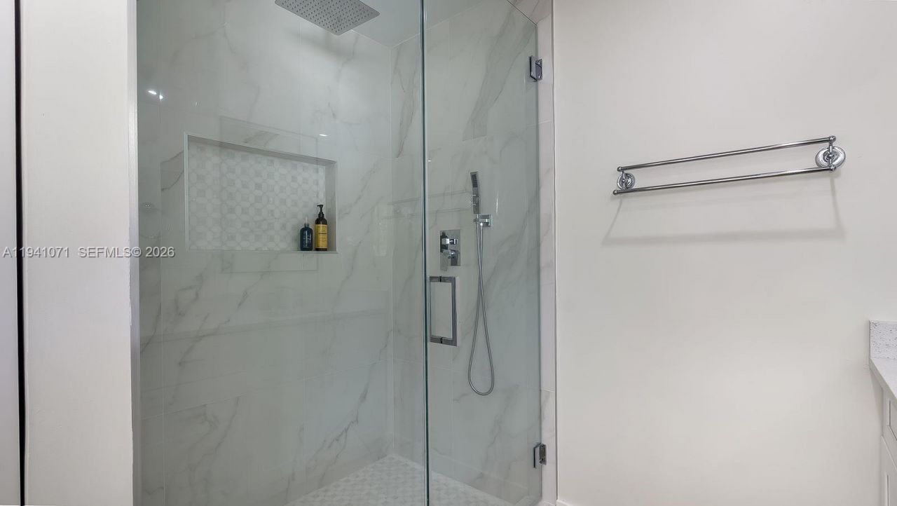 5713 NE 17th Ter, Fort Lauderdale, FL 33334 Photo