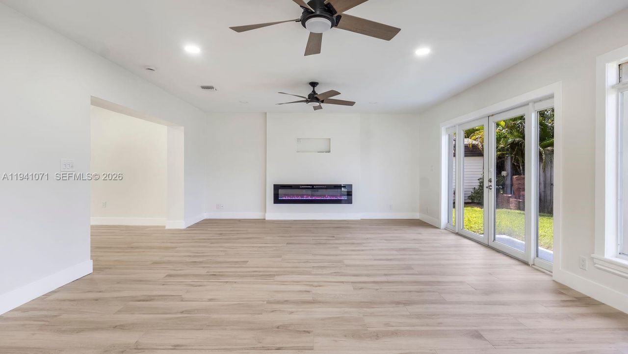 5713 NE 17th Ter, Fort Lauderdale, FL 33334 Photo