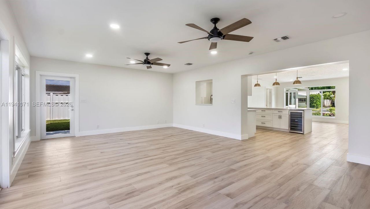 5713 NE 17th Ter, Fort Lauderdale, FL 33334 Photo