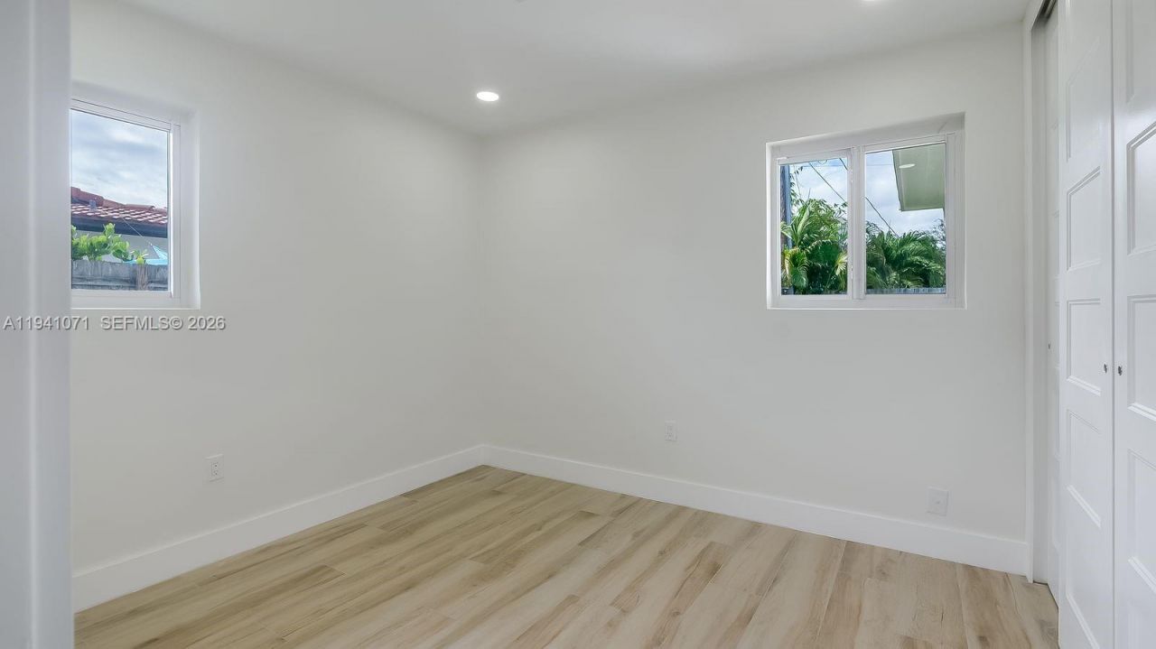 5713 NE 17th Ter, Fort Lauderdale, FL 33334 Photo