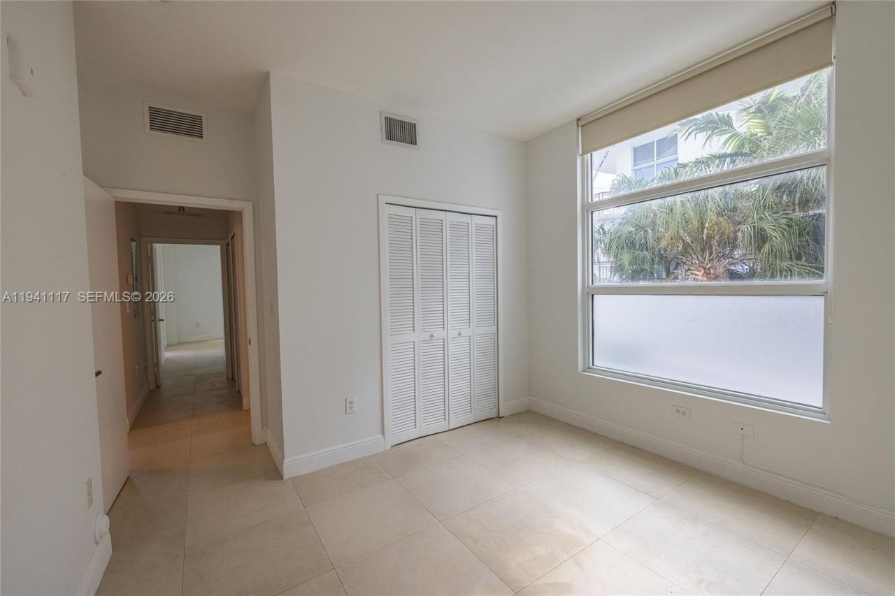 2020 Prairie Ave , Unit 202, Miami Beach, FL 33139 Photo