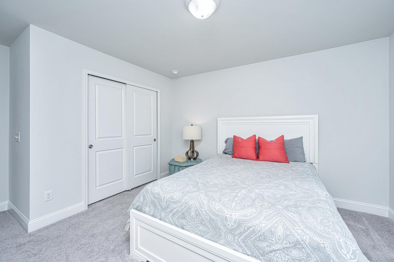 3070 Grinnell Street Photo 30