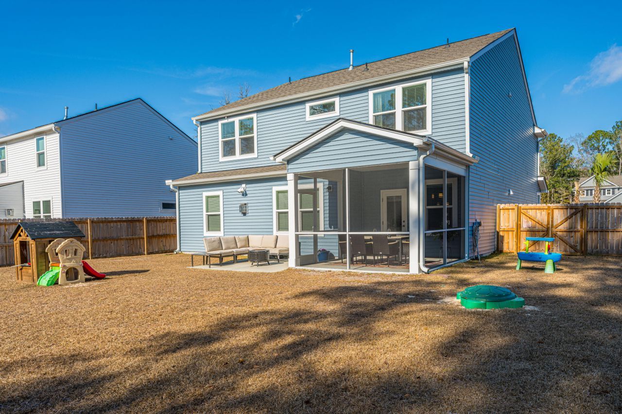 3070 Grinnell Street Photo 42