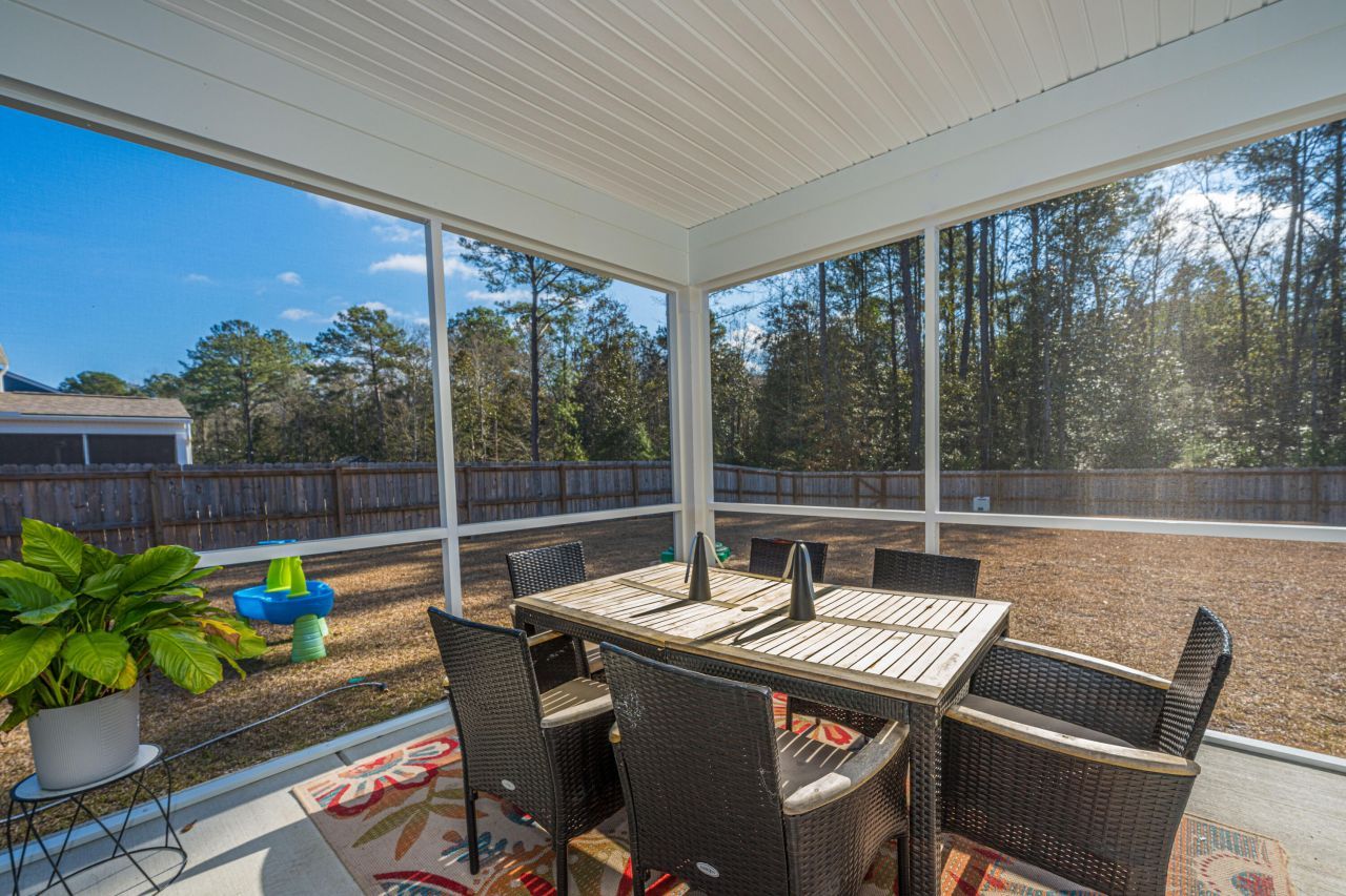 3070 Grinnell Street Photo 44