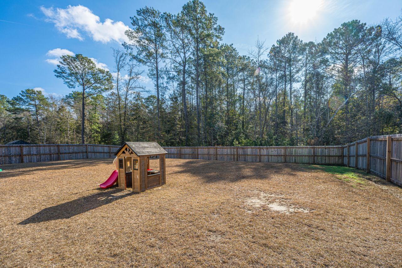 3070 Grinnell Street Photo 46