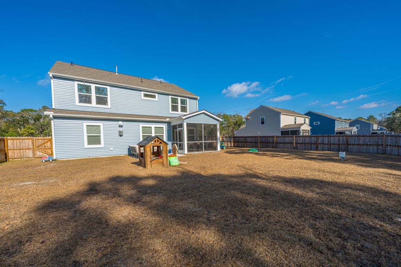 3070 Grinnell Street Photo 47