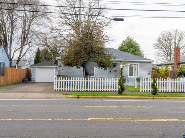 634 Waverly Dr SE, Albany, OR 97322