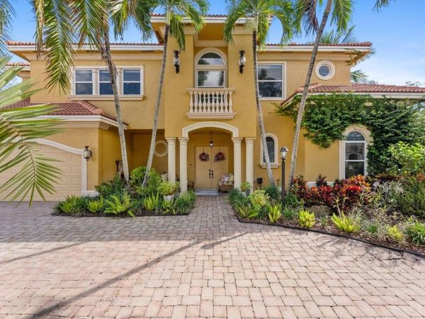 6676 NW 127th Terrace, Parkland, FL 33076