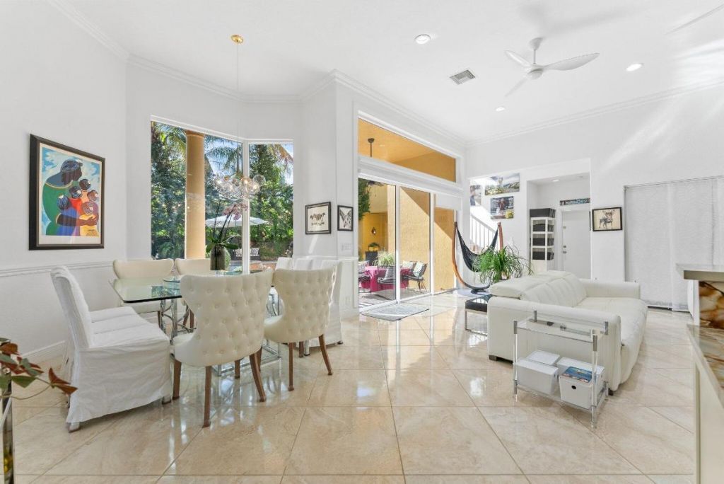 6676 NW 127th Terrace, Parkland, FL 33076 Photo