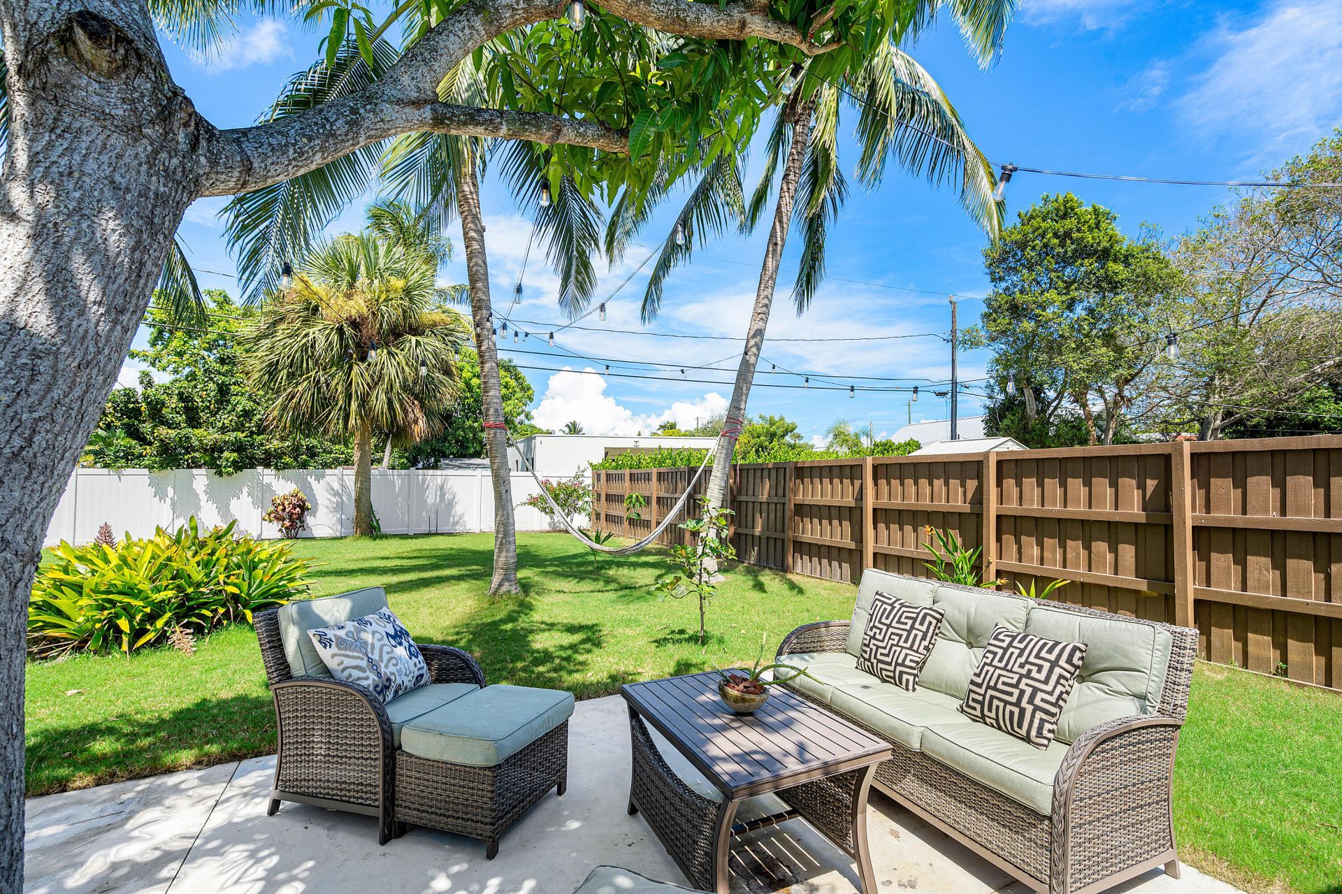 363 Glouchester Street, Boca Raton, FL 33487 Photo