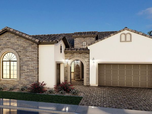 2626 E RUSSELL Street, Mesa, AZ 85213