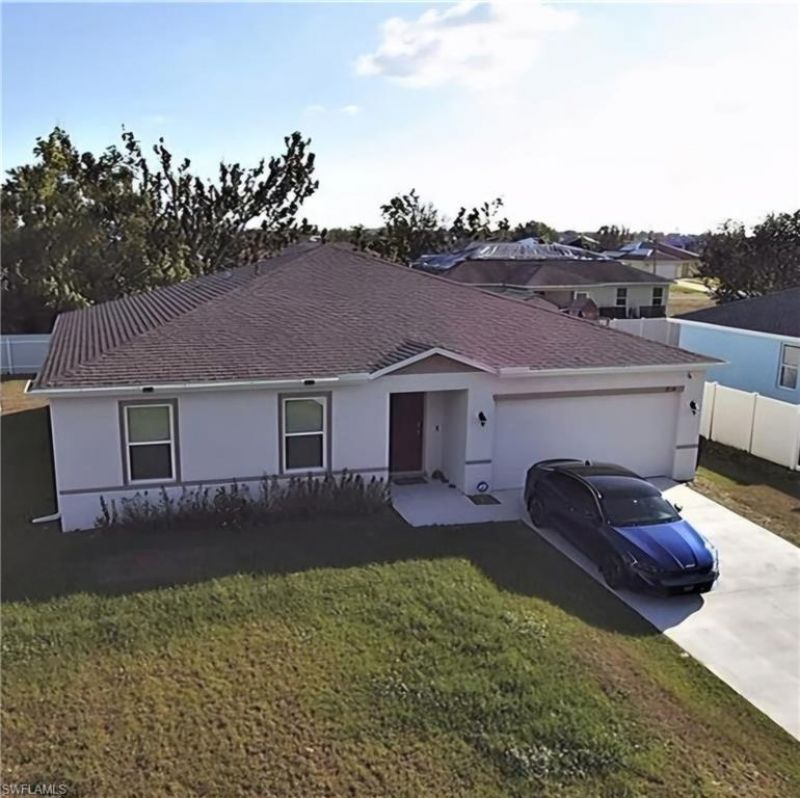 1934 NE 15th St, Cape Coral, FL 33909 Photo