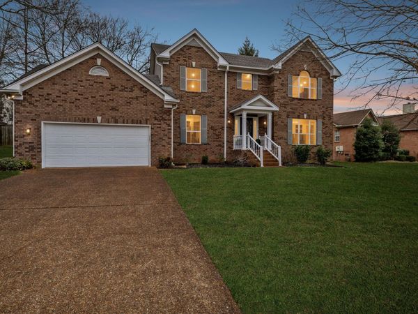 7701 River Fork Dr, Nashville, TN 37221