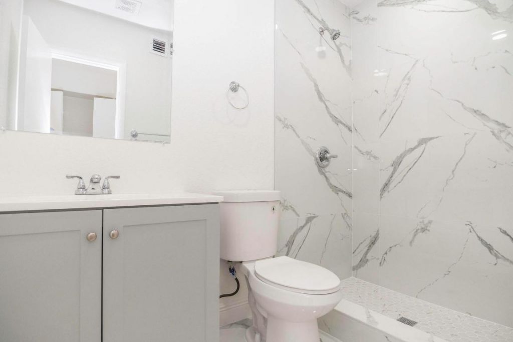 924 NW 11th Court, Fort Lauderdale, FL 33311 Photo