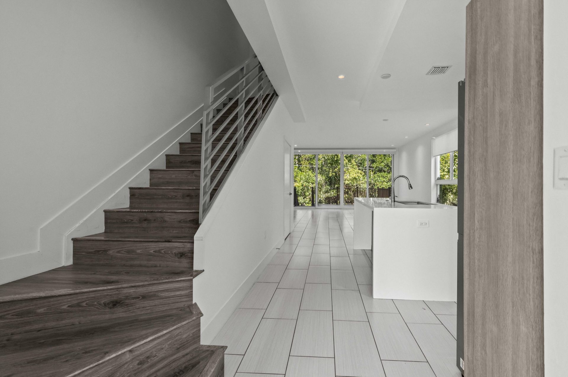 2461 NE 135th Street, North Miami, FL 33181 Photo