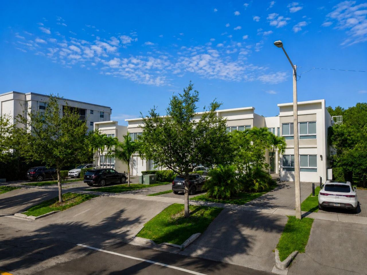 2461 NE 135th Street, North Miami, FL 33181 Photo