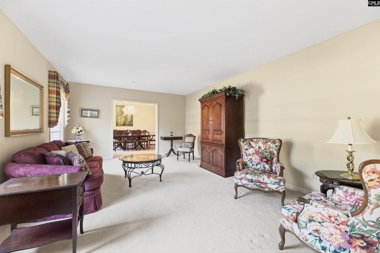 490 Wells Drive  Photo 11