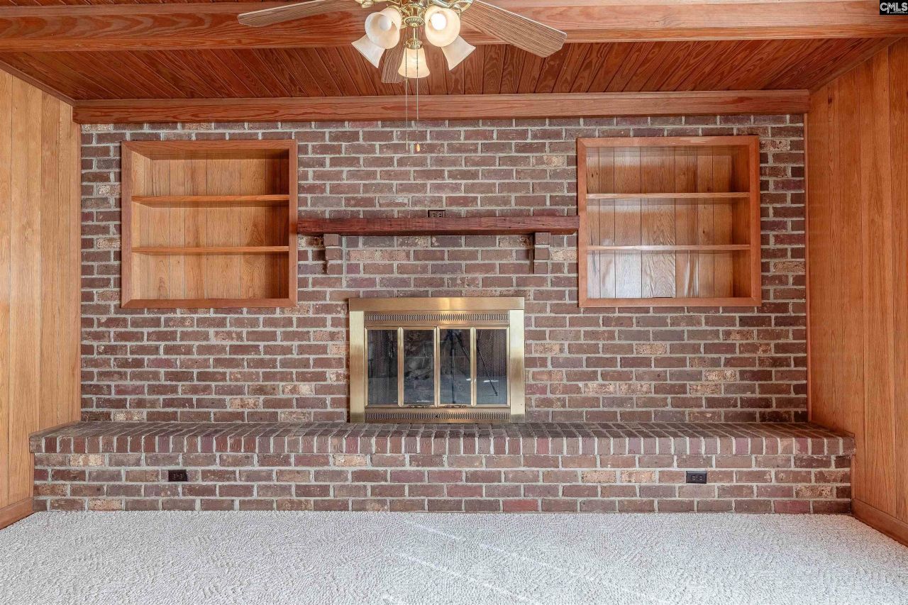 490 Wells Drive  Photo 12