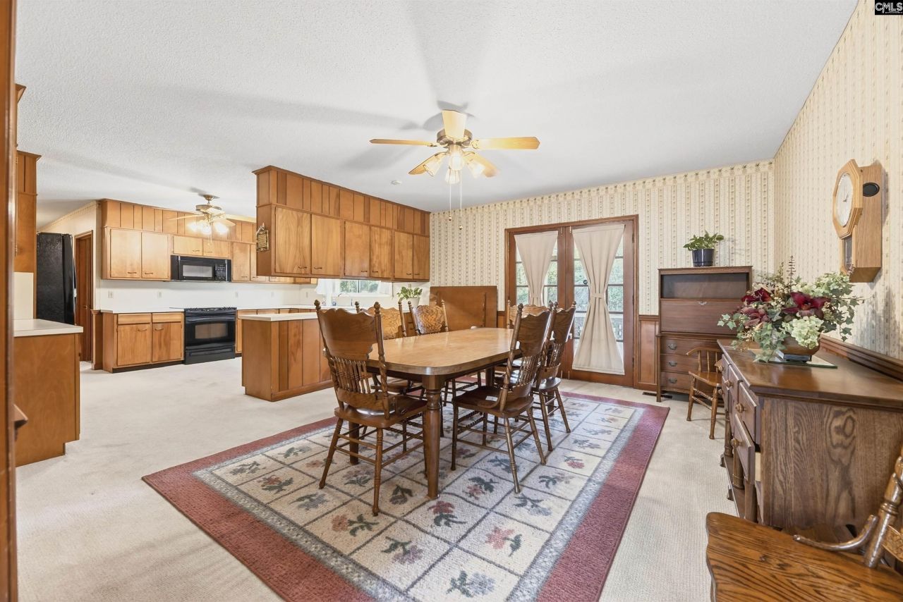 490 Wells Drive  Photo 17