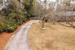 490 Wells Drive  photo 4