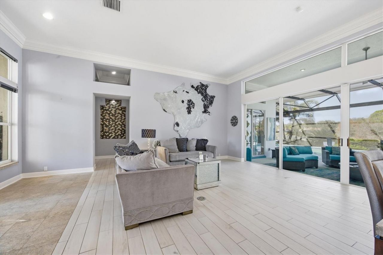 8687 Woodbriar Drive, Sarasota, FL 34238 Photo